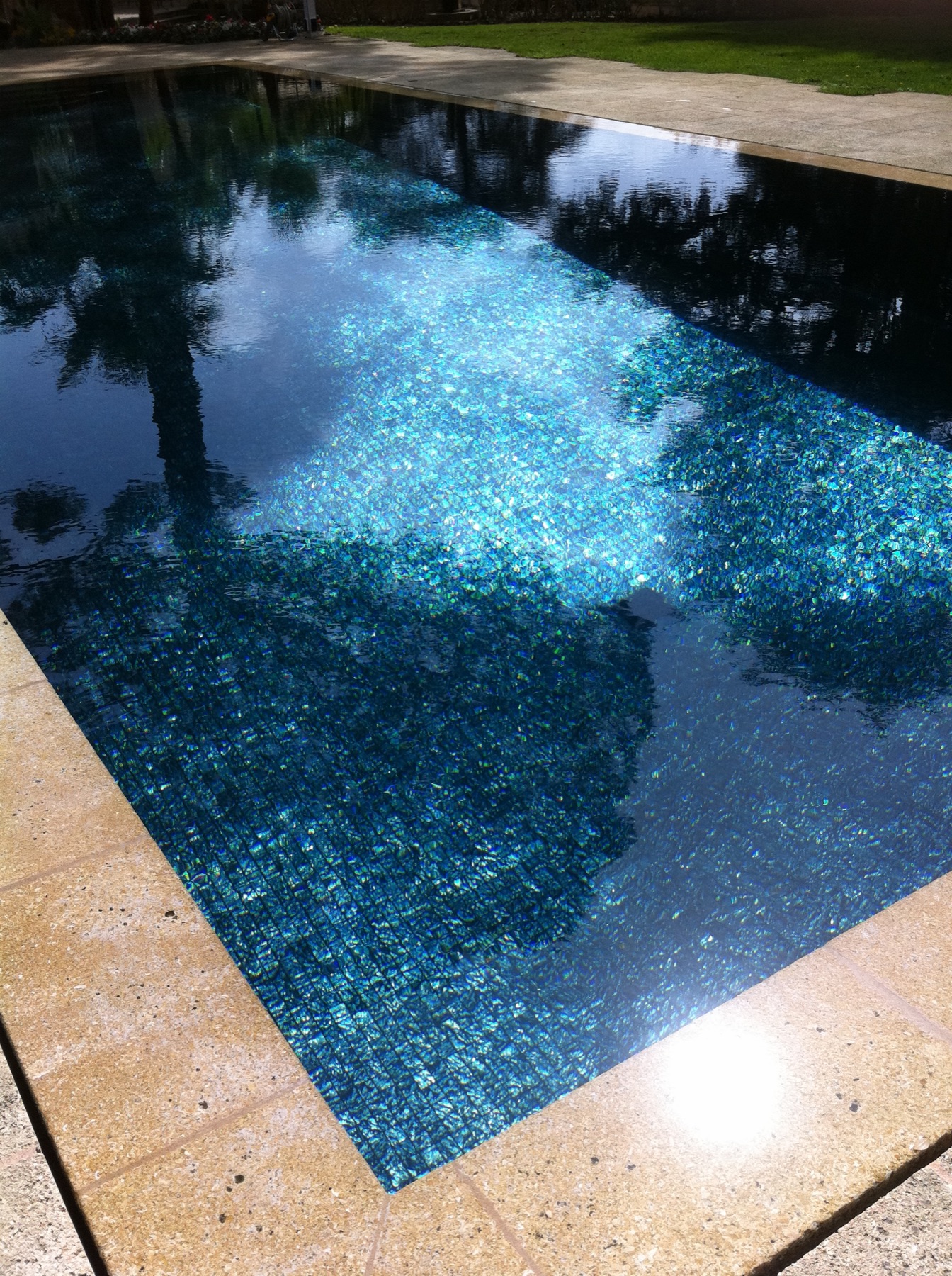 Piscine irisée, Cap d’Antibes